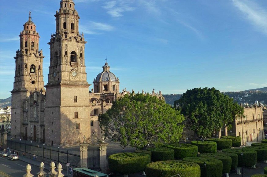 Hotel Misión Catedral Morelia Centro