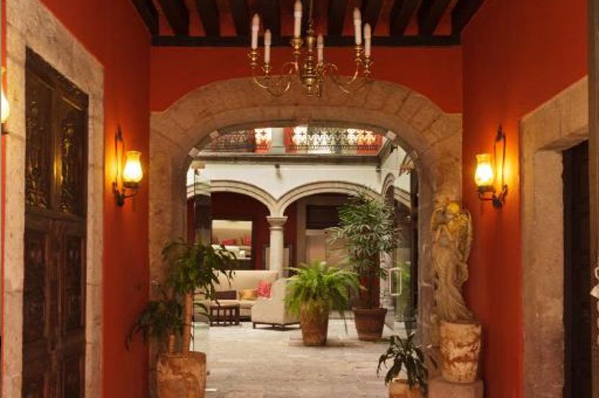 Hotel Misión Catedral Morelia Centro